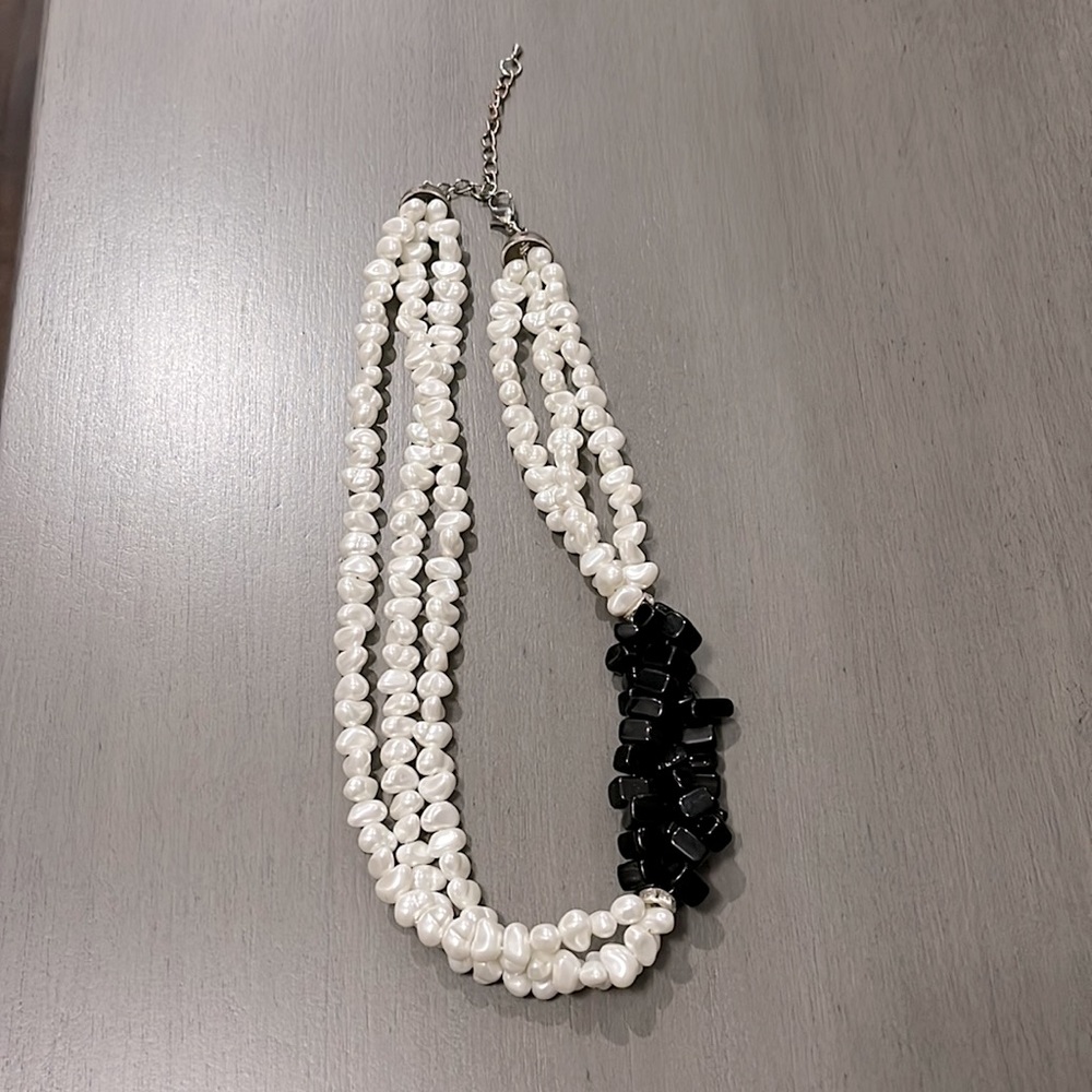 Fashion necklace
